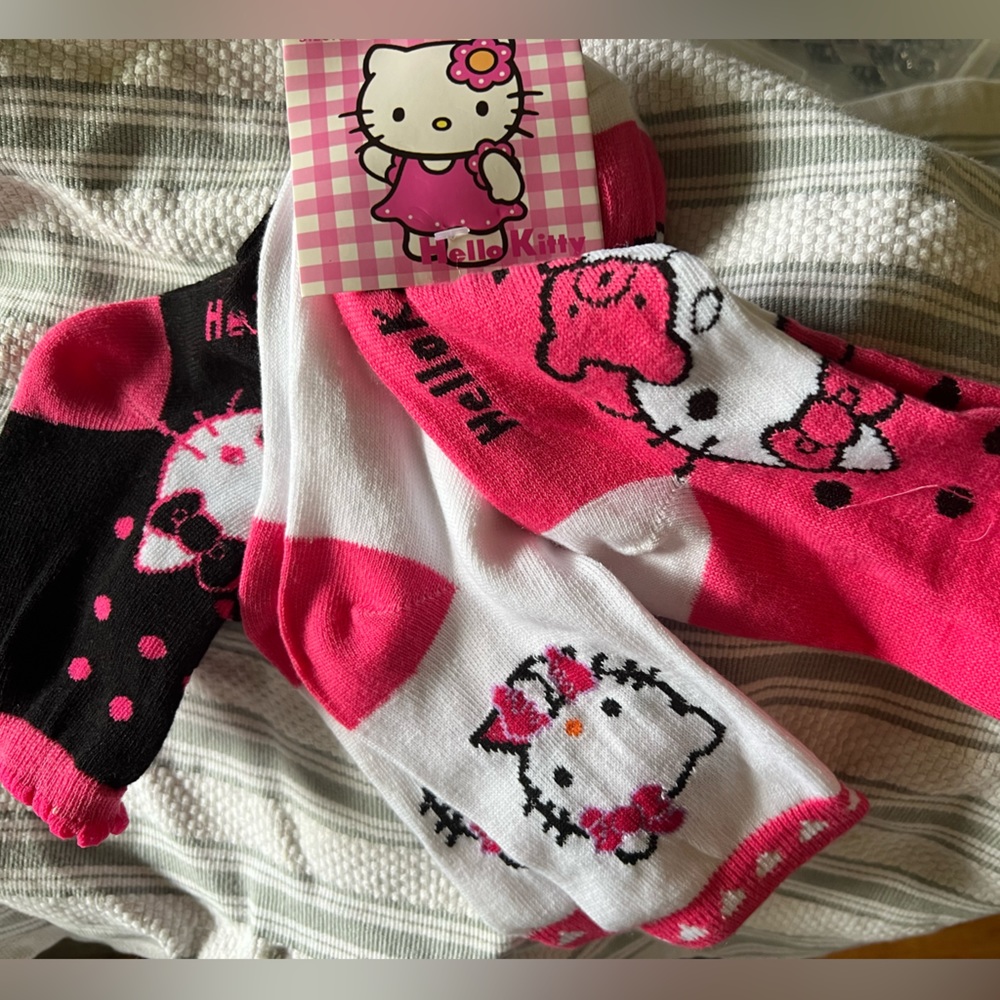 New Hello Kitty Three Pair Socks (10) - Picture 1 of 1